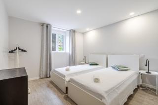 JMF House - São Vicente - 7