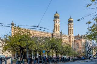 Extra Central and NEW Studio - Budapest - 4