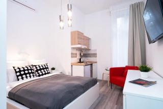 New comfy studio at convenient location - Budapest - 0