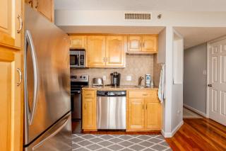 Gorgeous views and property sleeps four full kitchen - 2