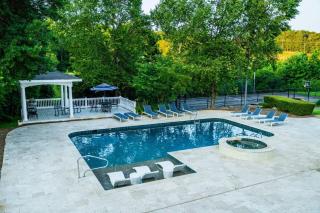 Private Resort - Lake Lanier Paradise - Murrayville - 9
