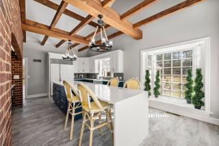 Private Resort - Lake Lanier Paradise - Murrayville - 3