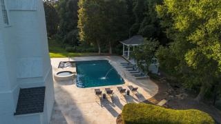 Private Resort - Lake Lanier Paradise - 6