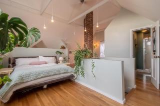 Green Lake Oasis with Loft and Outdoor Fireplace - Seattle - 8