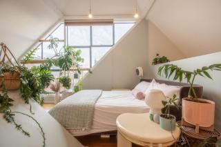 Green Lake Oasis with Loft and Outdoor Fireplace - Seattle - 2