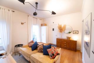 Private 2 Bedroom Bungalow with Wi-Fi and Full Kitchen - Seattle - 9