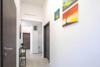 Central Room for Solo Traveller - 5