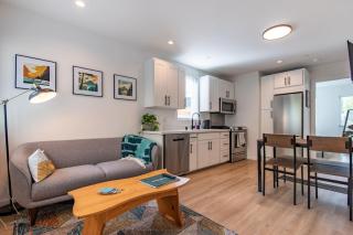 2bdrm New Build in Central Location - Seattle - 0