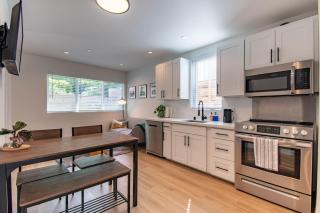 2bdrm New Build in Central Location - Seattle - 5