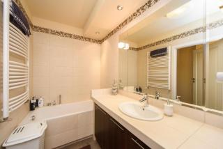 Podróżniczy apartament od dziedzińca, parking, Rynek 700 m - Wrocław - 2