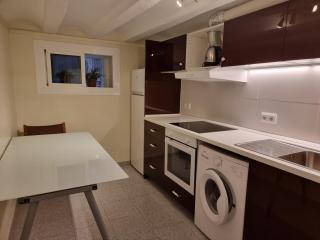 Cozy Apartment downtown BCN, AC, 30 nigths min - 4
