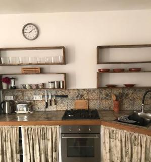 Fint litet hus i hjärtat av gamla stan och nära hav - 1