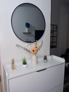 Cozy Whole Condo Staycation at Trees Residences - 5