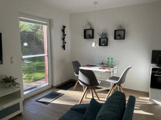 Neu sanierte Wohnung für 2-4 P - 5