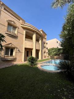 VIP Villa فيلا فاخرة - Sheikh Zayed - 0