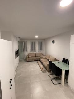 Bany’s Apartment - Pejë - 0