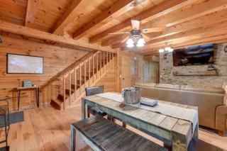 Cozy Creekside Cabin - Waynesville - 1