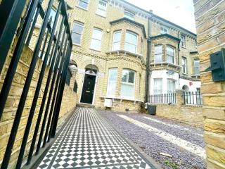 Private, Comfy And Quiet Room For 2 Clapham - Londra - 7