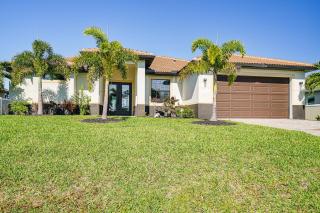 8 Mi to Dtwn Canalfront Home in Cape Coral! - Cape Coral - 5