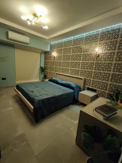 B8 Seaside Luxury Rooms with private bathroom - dining area shared - 6