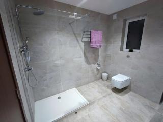B8 Seaside Luxury Rooms with private bathroom - dining area shared - St Paul's Bay - 1