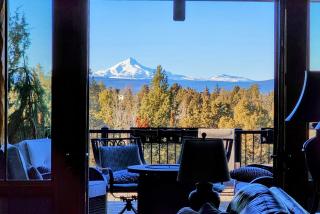 Ironstone Lodge - Luxury Living and Mountain Views - Redmond - 5