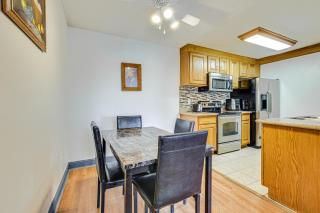 WFH-Friendly Las Vegas Condo 2 Mi to Strip! - Las Vegas - 4