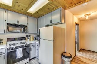 2 Mi to Mi-Wuk Village Cabin with Large Deck - Twain Harte - 3