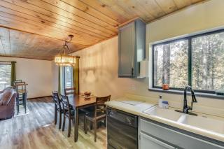 2 Mi to Mi-Wuk Village Cabin with Large Deck - Twain Harte - 2