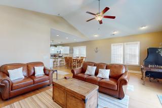 Waterside Wonder - Surf City - 7