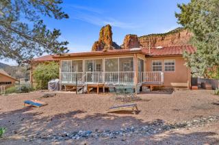 NEW! Huge Game Room, Hikeable, Red Rock View, Fireplace, Ping Pong, Yoga, Golf Course, Pickle Ball! - Sedona - 8