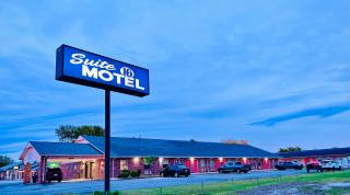 Suite 16 Motel - 3