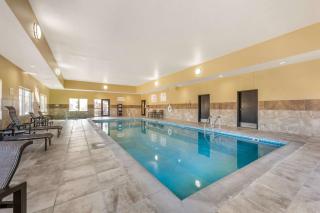 Best Western Plus Grand Island Inn and Suites - 8