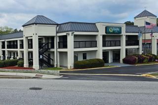 Quality Inn near Six Flags Douglasville - Douglasville - 6
