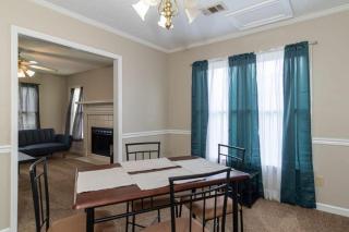 The Parkside Townhome Updated, Smoking Allowed - Columbus - 8
