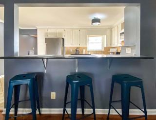 Cardinal Aerie- 5 mins from Rainbow Mountain Hiking Trails - Madison - 3