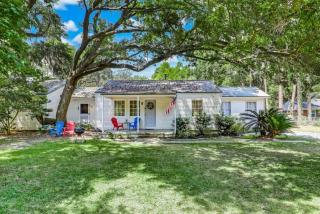 Humbly Happy on Hope Isle-Island Feel-Large Yard-Private - Savannah - 6
