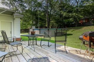 Large BnB - The White House & Cottage - Columbus - 3