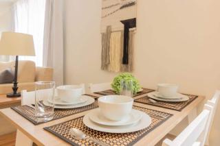 The Delightful Doubles- Unit A- Centrally Located - Columbus - 9