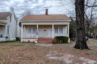 Banks of the Chattahoochee Cottage Walk to Dining - Columbus - 1