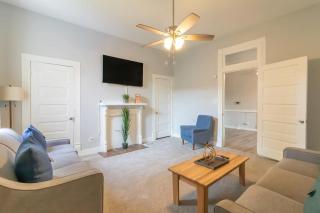 Near Riverwalk & Downtown- Briarwood Beauty - Columbus - 7