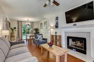Fenced Yard Family Friendly Laurelwood Lodging - Savannah - 1