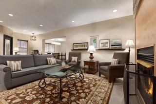 Country Inn & Suites by Radisson, Dalton, GA - Dalton - 7