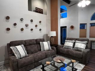 Spacious & Beautiful with Double Decks in Chapel Area - Sedona - 6