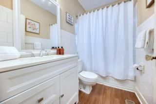 Cozy Midtown Nook- 5mins to Lake Bottom Park, 10mins to Downtown! - Columbus - 3