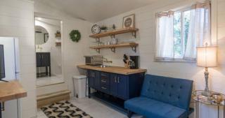 Columbus First Tiny House Amenities & Charm - Columbus - 0