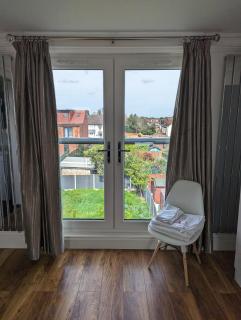 Luxury Hotel Rooms - Palmers Green - 7