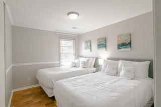 Enchanting Forestwood Retreat - Mobile - 7