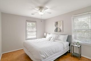 Enchanting Forestwood Retreat - Mobile - 5