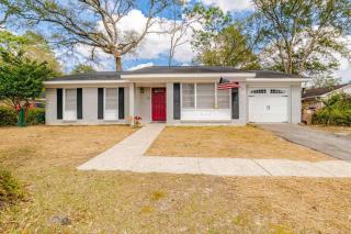 Enchanting Forestwood Retreat - Mobile - 1